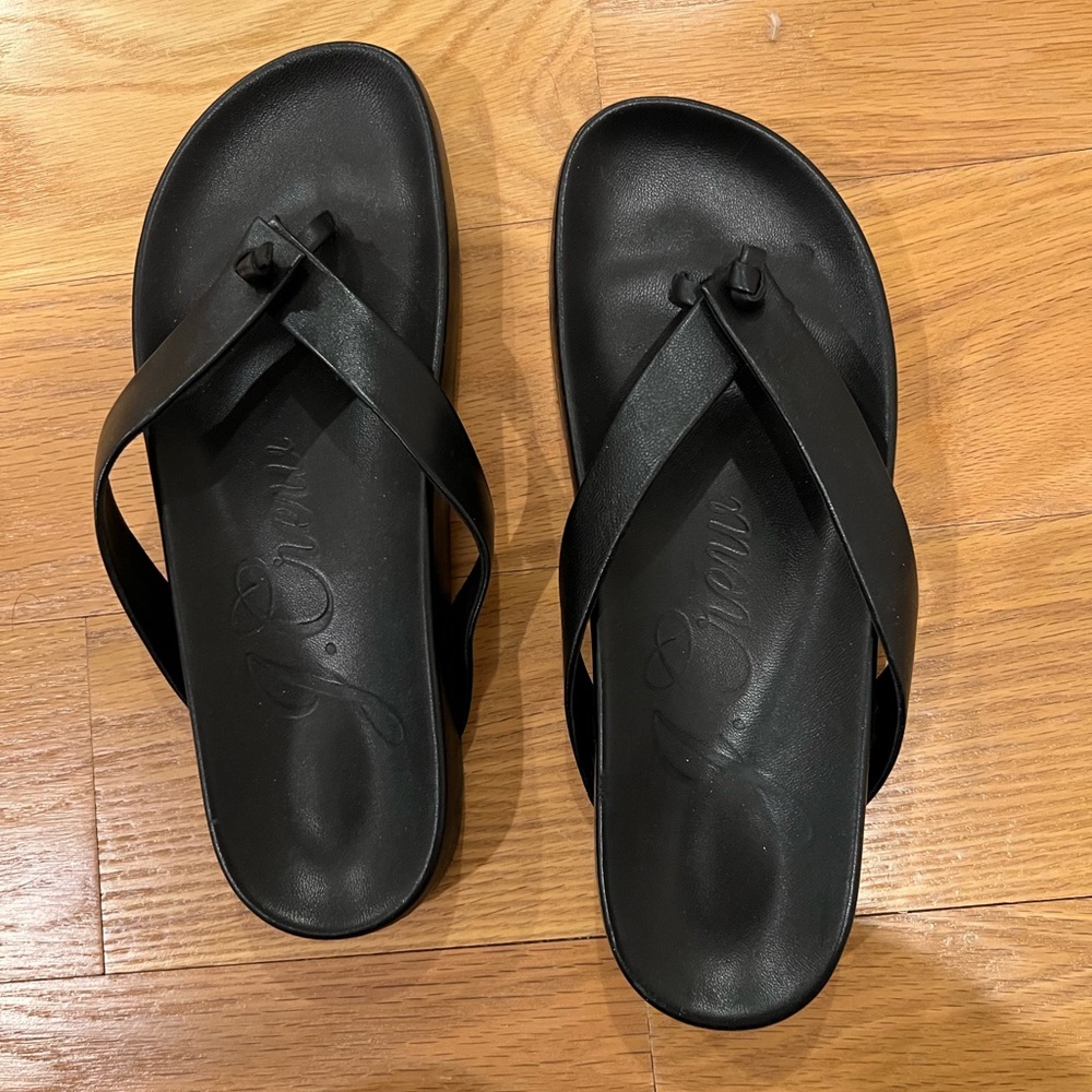 J Crew Black Leather Platform Thing Sandals
